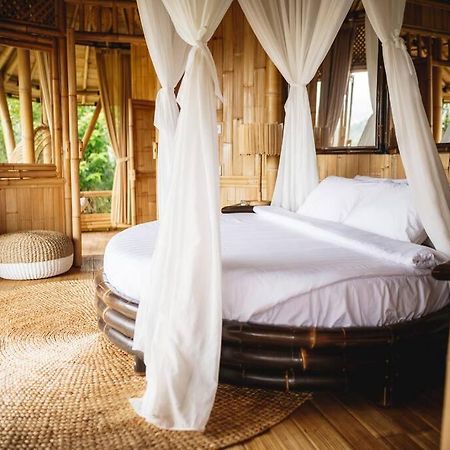 The Nude House Villa Selat Екстериор снимка